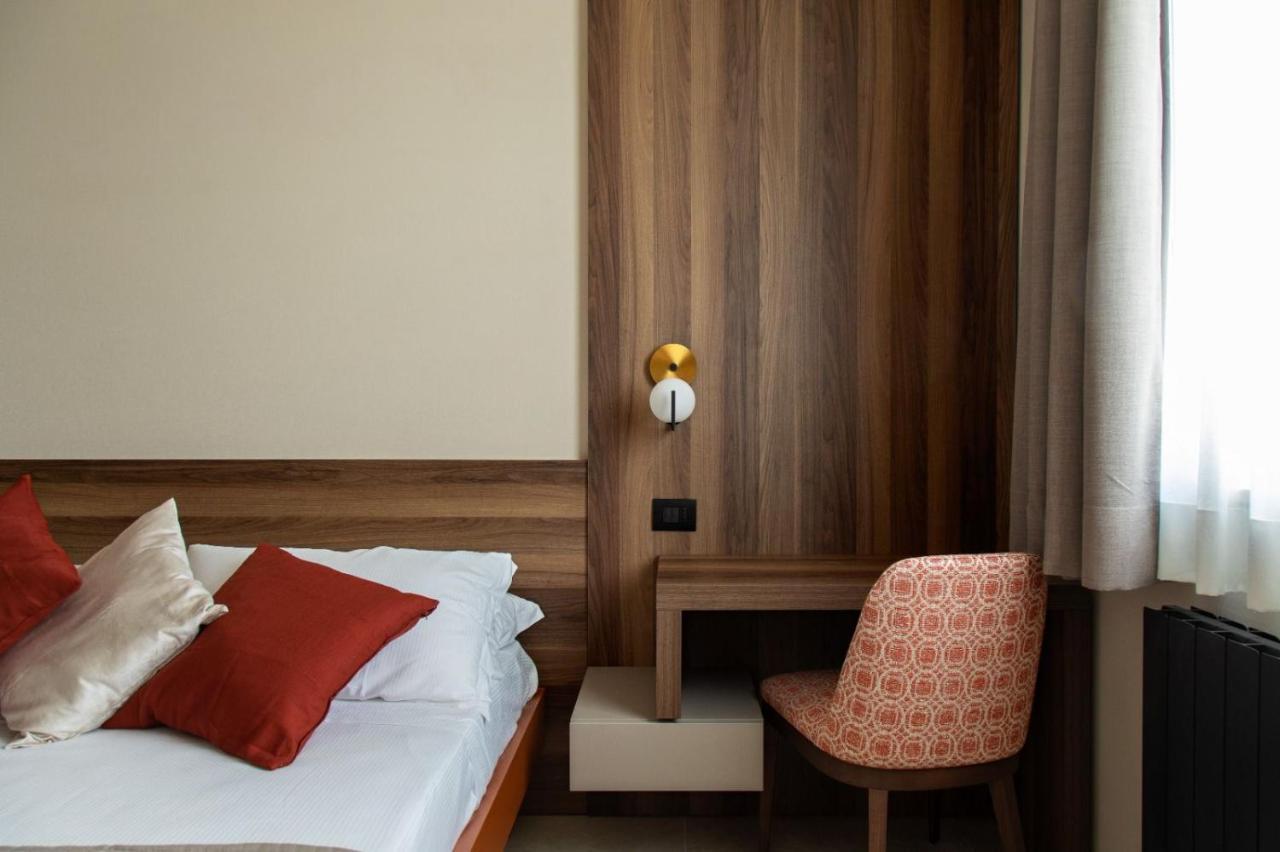 Hotel Destasu' Bed And Wellness Castel del Monte  Exterior foto