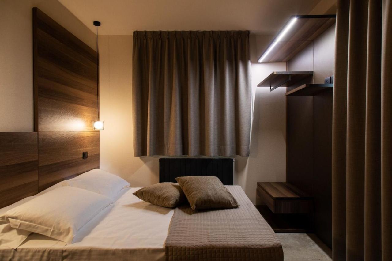 Hotel Destasu' Bed And Wellness Castel del Monte  Exterior foto